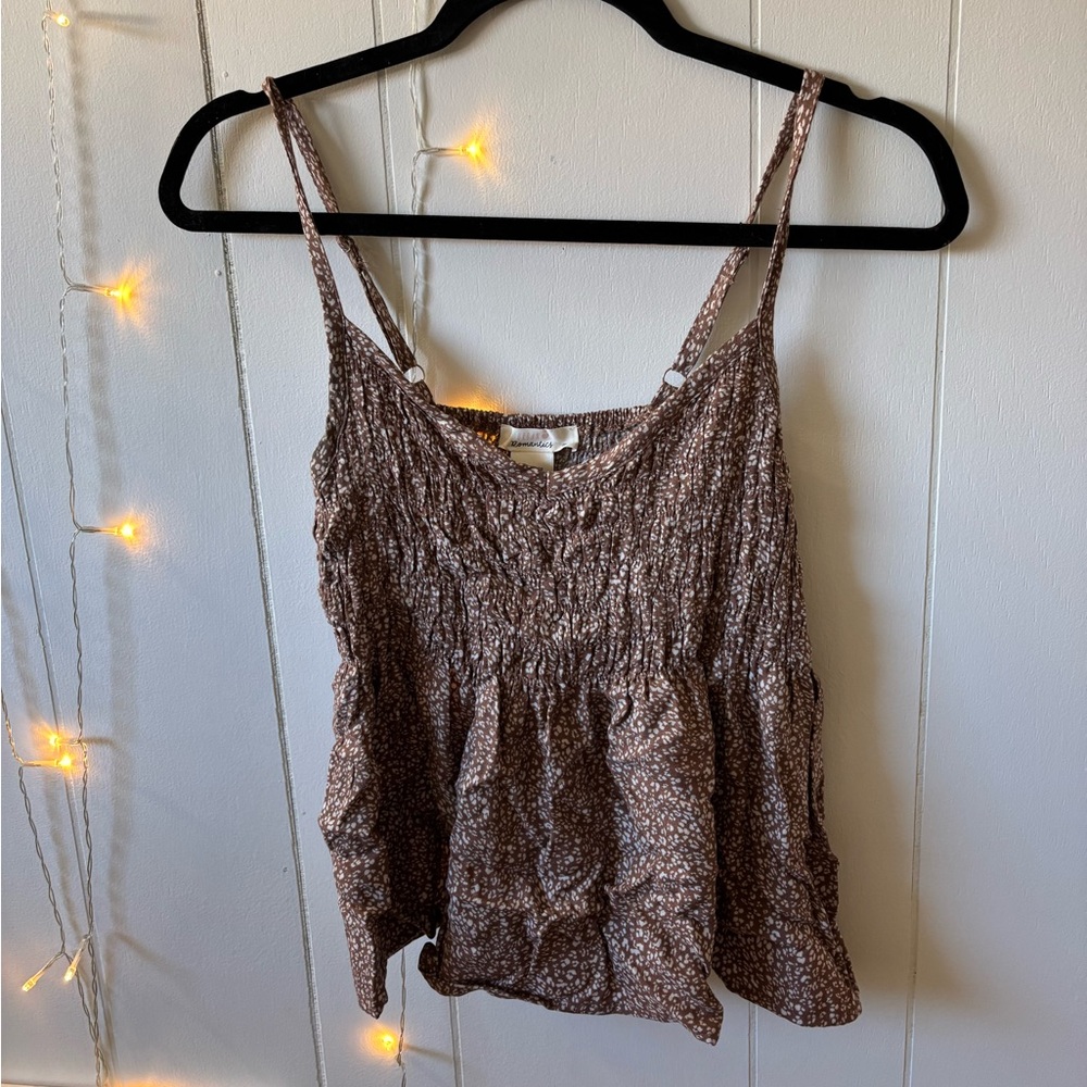 Brown tank top medium